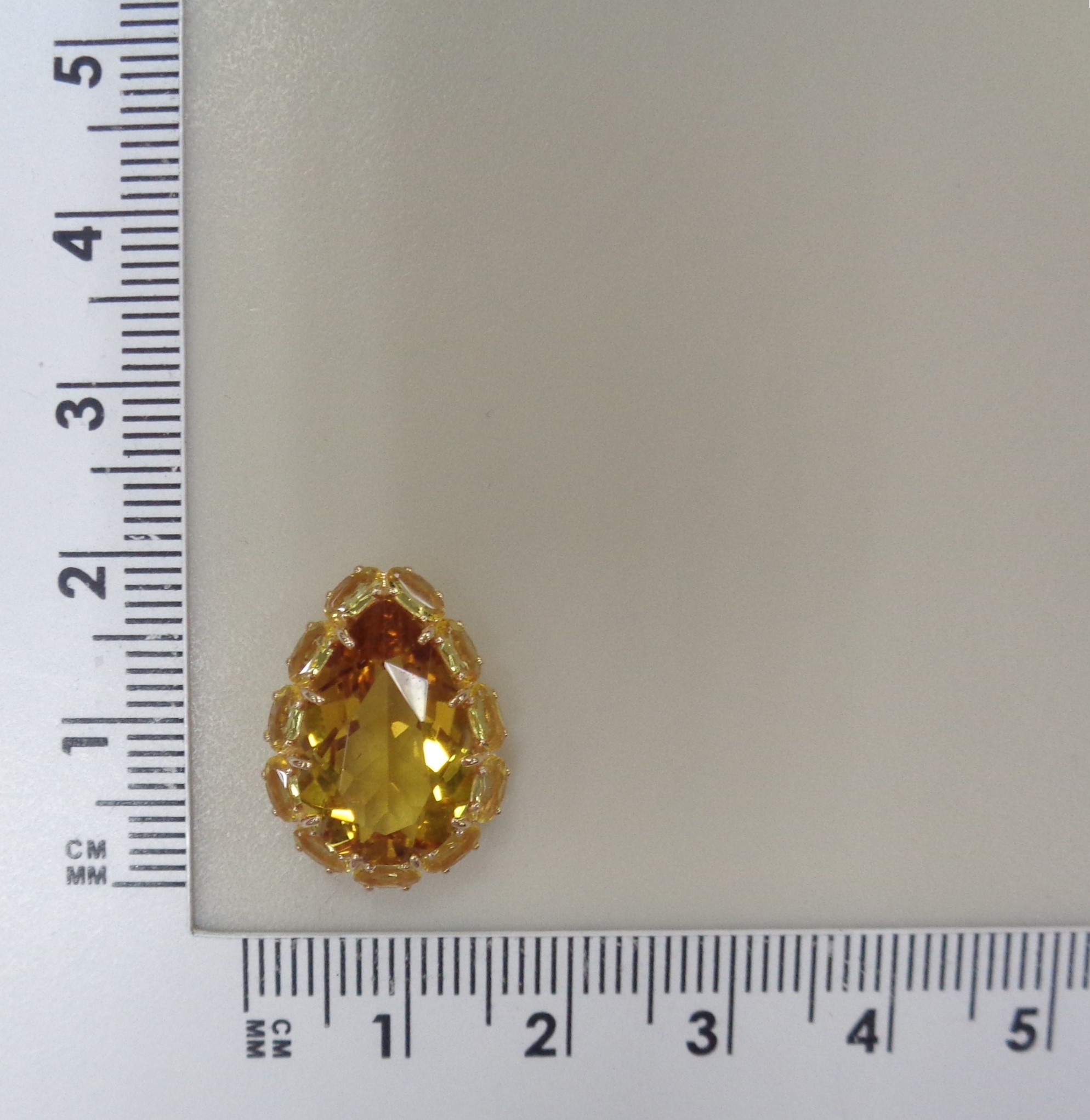 Серебряная подвеска с цитринами